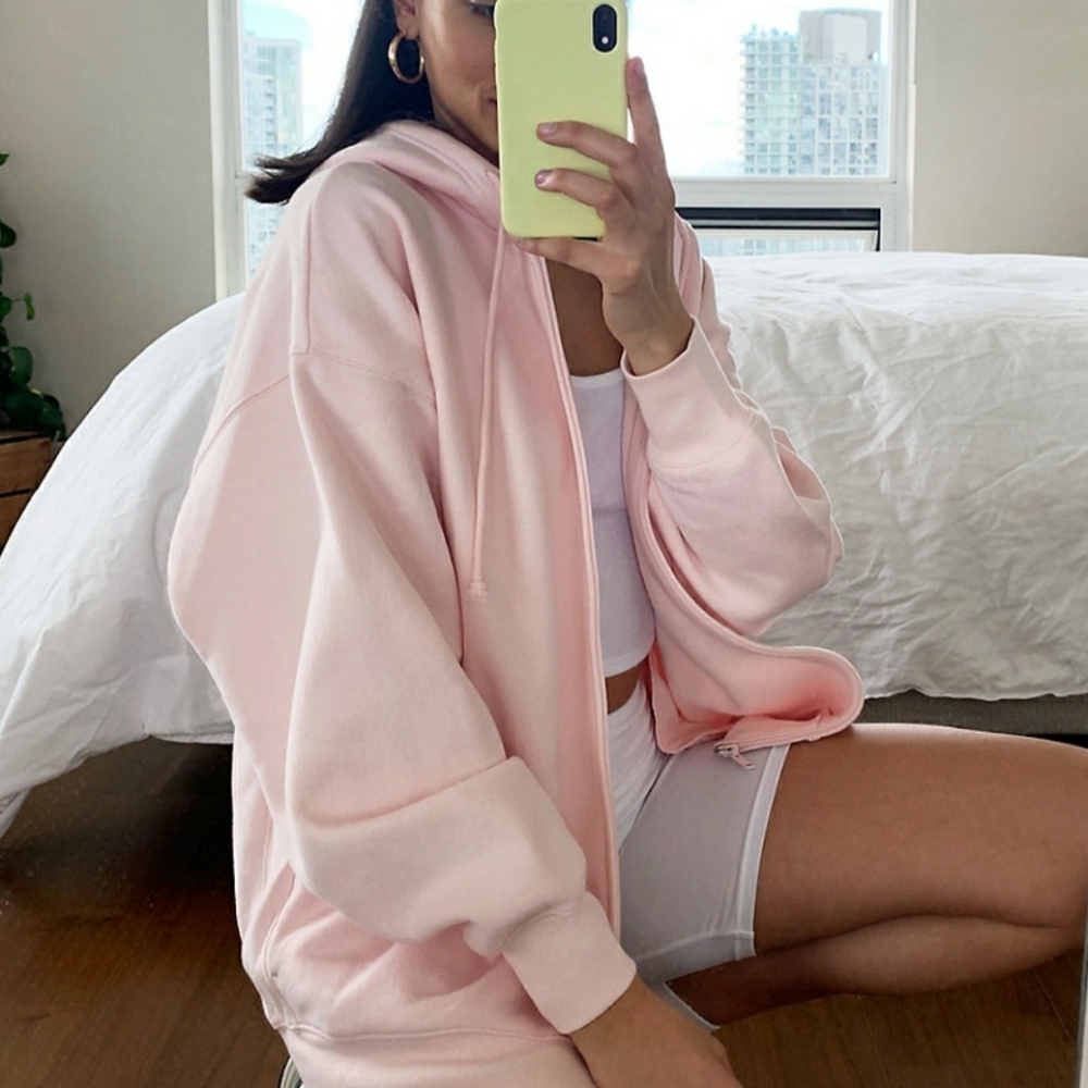 Aritzia pink fleece zip-up hoody